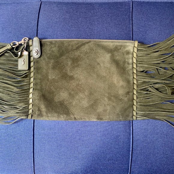 Coach Handbags - Coach 1941 Turnlock Wristlet Suede w/Fringe Green